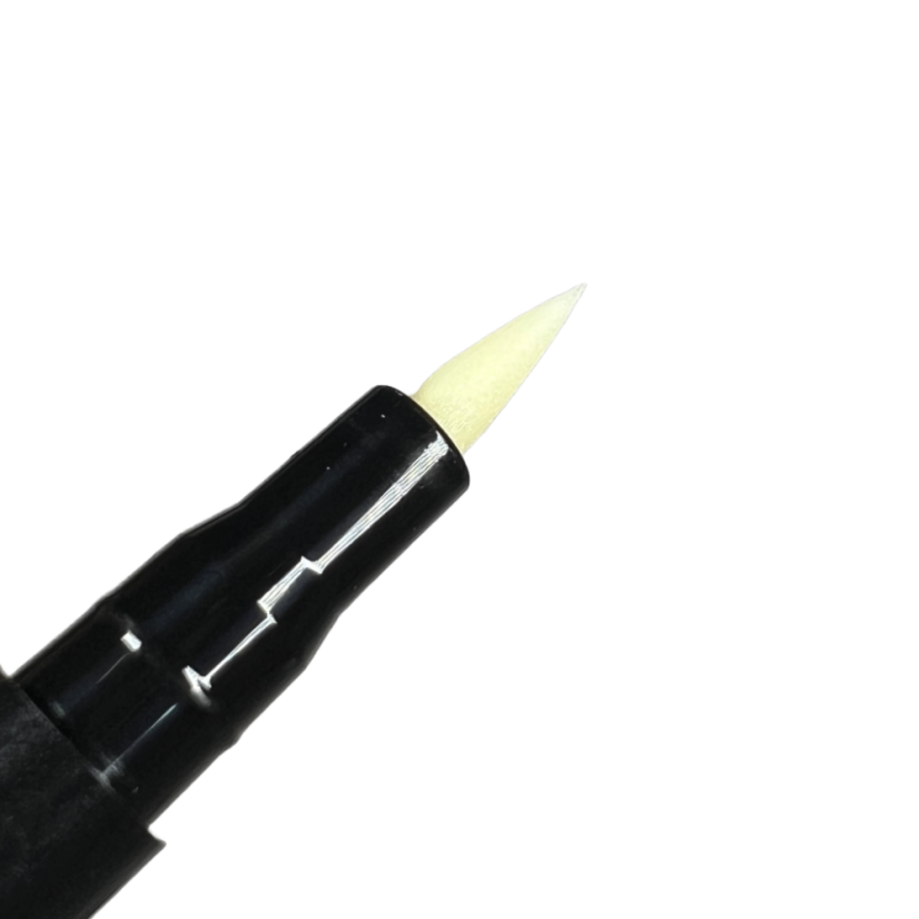 Tavidlové pero ResinPen Advanced – hrot pro precizní dávkování tavidla.